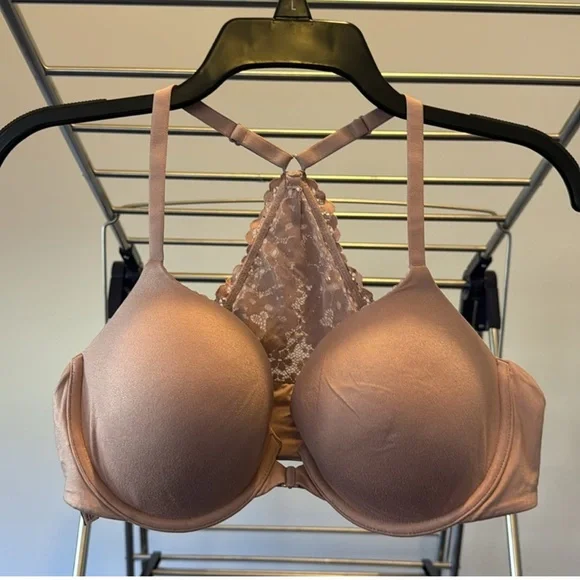 Victoria Secret Bundle - Picture 4 of 4